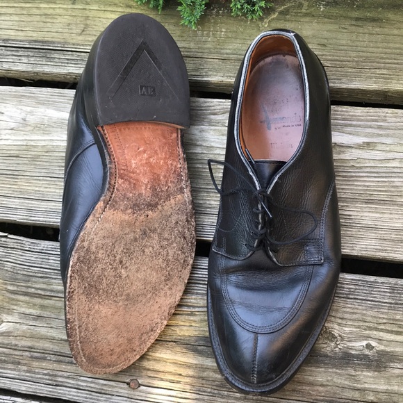 Allen Edmonds - Picture 2 of 4